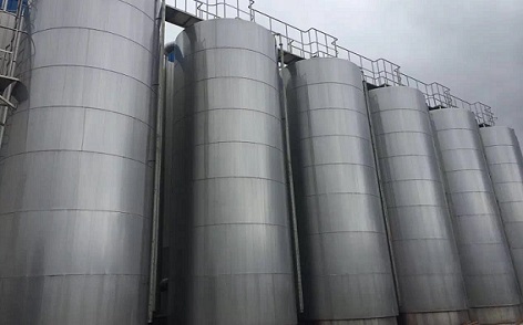 Milk silos